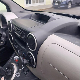 Citroen BERLINGO 1,6 BlueHDi Multispace - 12