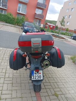 Suzuki V-Strom DL-650 - 12