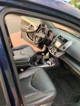 Prodám auto toyota - 12