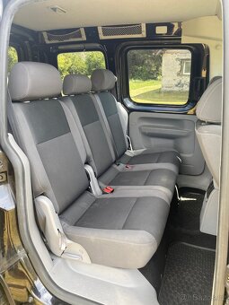 Volkswagen Caddy 2,0 TDi 103kw rv 2010 - 12