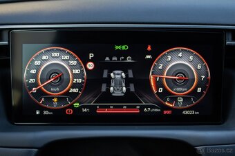 Hyundai Tucson 1.6 T-GDi HEV Style+ 4x4 - 12