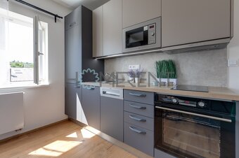 Pronájem bytu 2+kk,  42m² - Praha - Libeň - 12