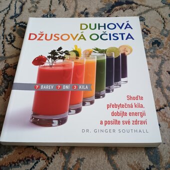 Kuchařka Když jídlo spojuje a další kuchařky - 12