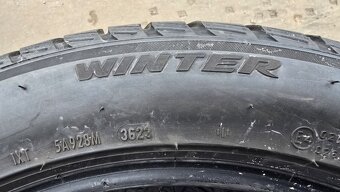 Zimní pneu 255/45/19 Pirelli - 12