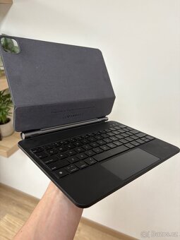 Apple iPad Air 2022 (10,9”), Wi-Fi 256 GB Space Grey - 12