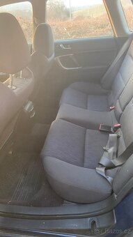 Subaru Legacy 2004 2.5 121kw - 12