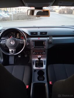 VW Passat Combi 2.0 TDI - 12