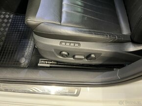 Škoda Superb 1.8 TSI manuál 2017 Laurin a Klement 94000km - 12