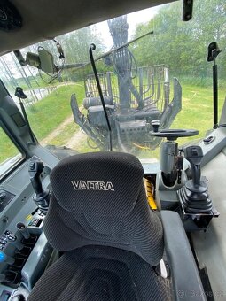 Valtra 6350i + vyvážecí souprava Palms 10D - 12