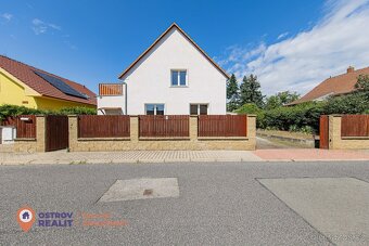 Prodej rodinného domu 5+1, 1004 m², Mělník - 12