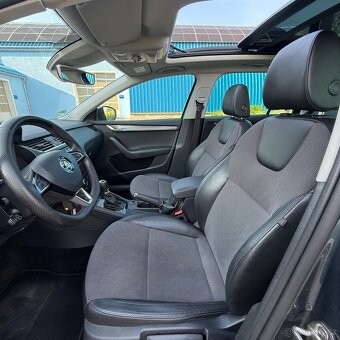 ŠKODA OCTAVIA  3 STYLE facelift Kombi benzin PANO DSG - 12