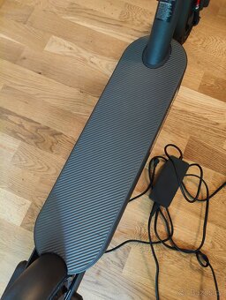 Xiaomi Scooter 4 Pro 2 Gen nová elektrokoloběžka až 35 km - 12