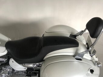 Yamaha XV 1900 Midnight Star - 12
