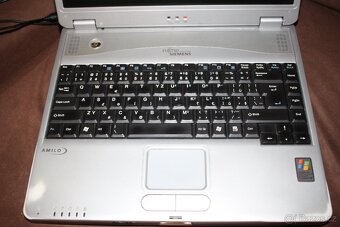 pěkný jak nový HP OmniBook XE3 s win98 - 12