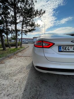 Ford Mondeo 2.0 nafta 2017r - 12