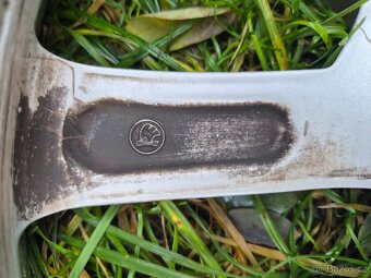 Sada originálních Alu disků Škoda Yeti - SPITZBERG - 7x17" - 12