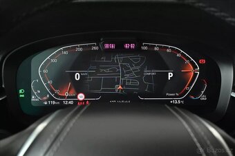 BMW Řada 5 3,0 530d 210 kW Steptronic - 12