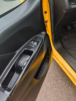 Fiat DOBLO Maxi 1.3 JTD 66 KW - 12