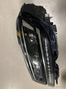 5NB 941 081 D - 12