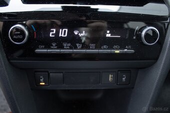 Toyota Yaris 1.5 Hybrid 115 e‑CVT - V záruce - 12