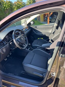 Škoda Rapid 1.6 tdi 85 kw - 12