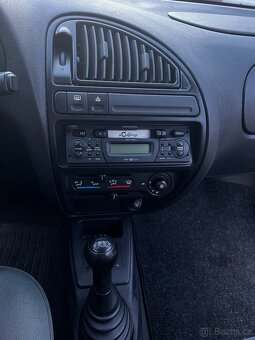 Prodám Citroën Saxo liftback - 12