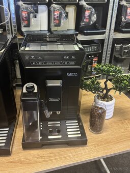 Kávovar DeLonghi ELETTA CAPPUCCINO ECAM44.666.B - 12