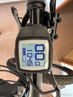 CELOODPRUZENE ELEKTRO KOLO SCOTT STRIKE 930, VEL. L - 12