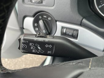 Škoda Octavia II 1.2 TSI 77kW Ambiente - 12