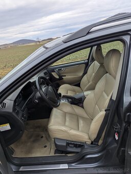 Volvo V70R 2004 Manuál - 12