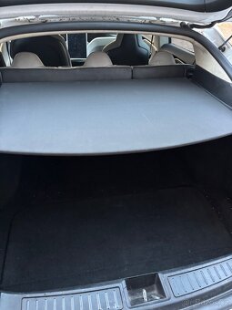 Tesla model S 85 Performance - 12