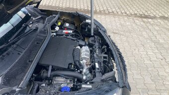 Peugeot 2008 - 12