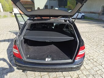 Mercedes C220 CDI 125kw W204 combi - 12