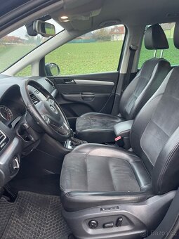 Volkswagen Sharan 2.0TDi highline 7 míst-na splátky všechny - 12