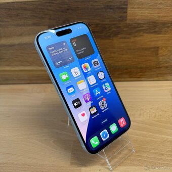 iPhone 15 128GB, bílý (12 měsíců záruka) - 12