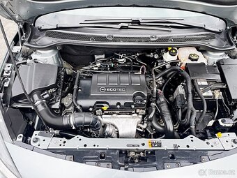 OPEL ASTRA J 1.4T AUTOMAT SERVIS OPEL DO 2025 1.MAJ - 12
