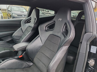 VW Scirocco R 2,0 TFSi 195kW DSG + RECARO sedadlá - 12