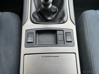 Subaru Outback 2.5i MANUAL 4x4 Původ ČR - 12