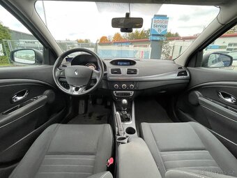 Megane Grandtour - 12