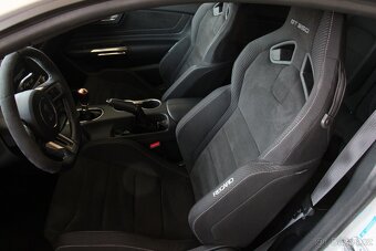 Ford Mustang Shelby GT350 5.2 Ti-VCT V8, 388 kW (526 k.) - 12