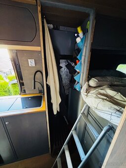 Obytný vůz Mercedes sprinter w906 - 12