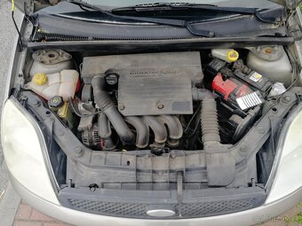 Ford Fiesta 1.4 Duratec (2002) – pojízdná, nutná oprava - 12
