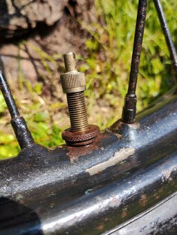 Prodám originální patinové kolo ČZ 98 ccm + brzda - 12