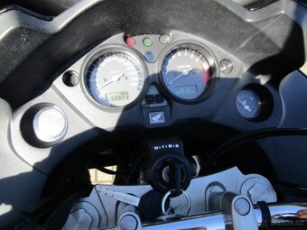 Honda CBF 1000 - 12