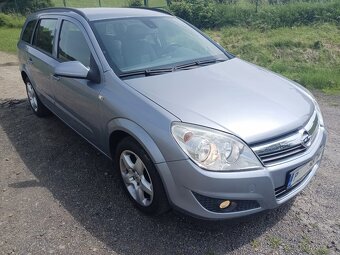 Opel Astra H 1.9  CDTI 74Kw RV.2007 TAŽNÉ - NOVÁ STK - 12