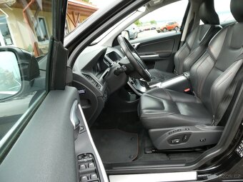 Volvo XC60 2.4 D4 140kW AWD Ocean Race,ČR,DPH - 12
