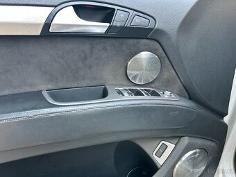 Audi Q7, 4.2 S-line TDi PO ROZVODECH - 12