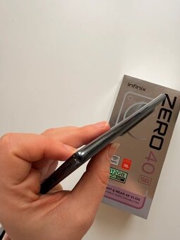 Infinix ZERO 40 5G 24GB/512GB - 12