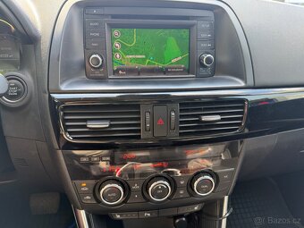 Mazda CX5 4x4 automat 2012 benzín - 12