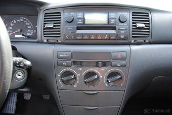 TOYOTA Corolla 2.0D-4D 66kW - klimatizace - 12